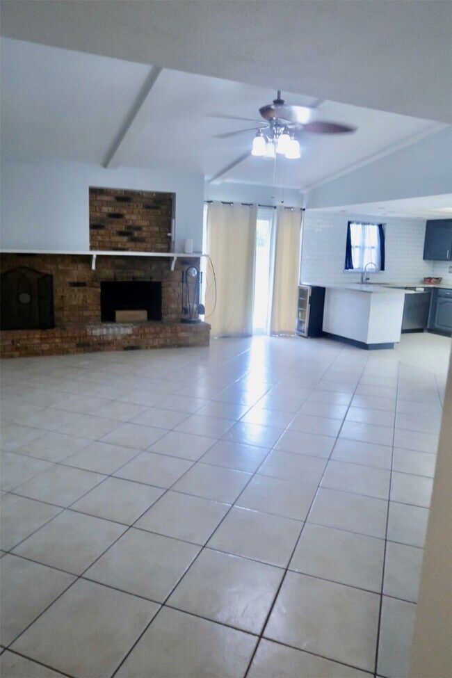 Building Photo - 2702 Pheasant Run