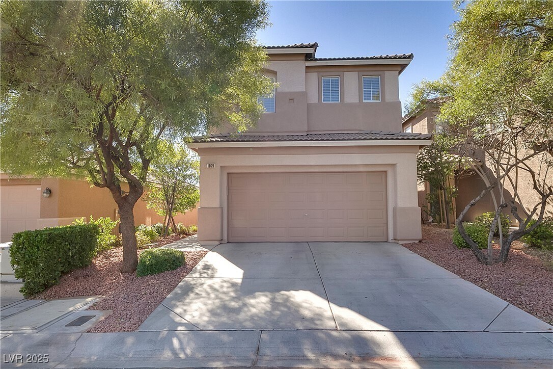 Foto principal - 11169 Sandrone Ave