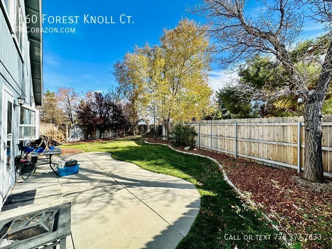 Building Photo - 1160 Forest Knoll Ct