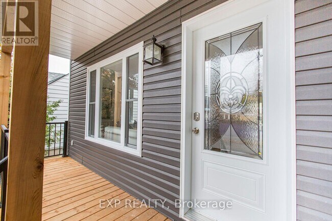 Photo du bâtiment - 183 Kipp St