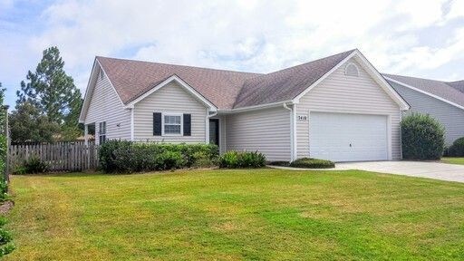 Foto del edificio - CHESNEY PLACE AT WEST BAY ESTATES