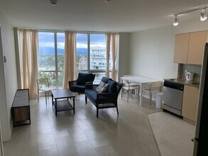 Building Photo - 13618 100 Av