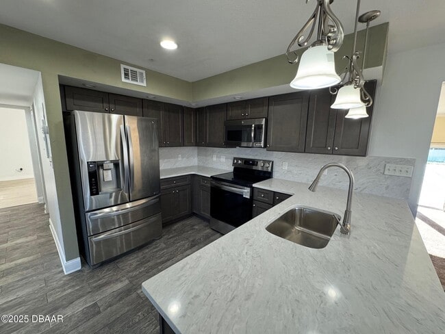Foto del edificio - 6088 S Williamson Blvd