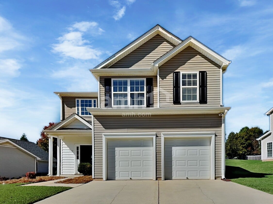 Primary Photo - 4131 Crestview Place Dr