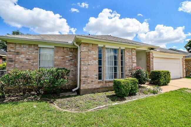 Foto del edificio - 19723 Ridge Falls Ct