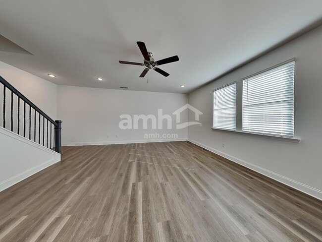 Foto del edificio - 1334 Soapstone Rd