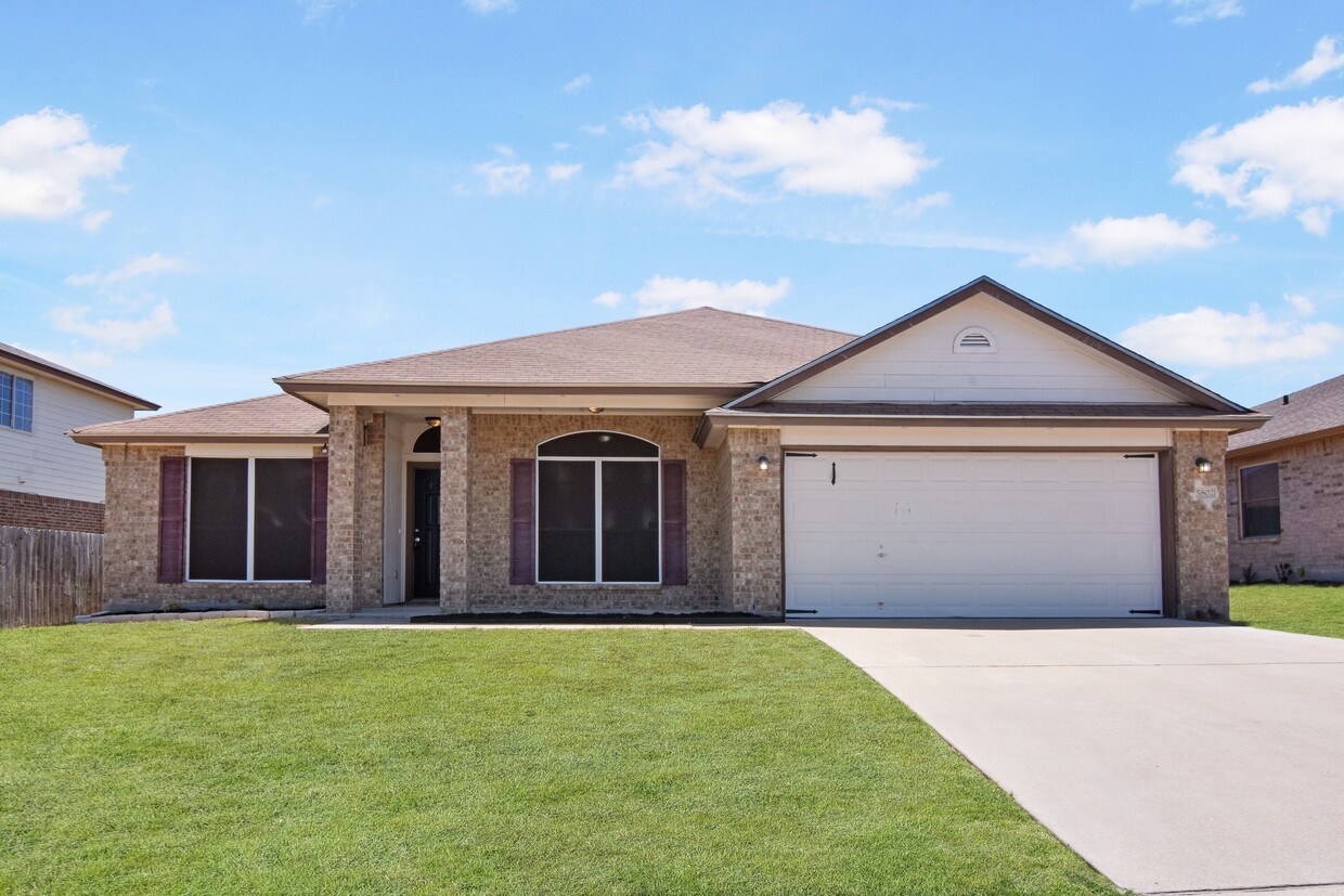 Primary Photo - 5802 Durango Dr