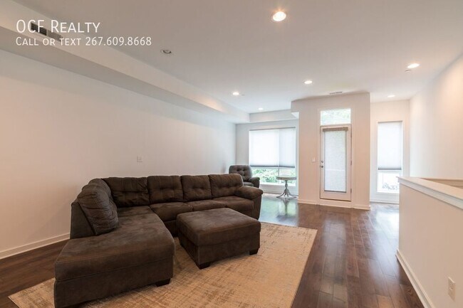 Foto del edificio - Three Bed Brewerytown Townhome