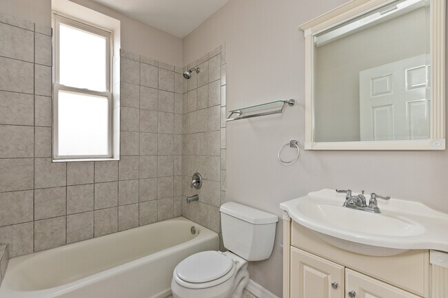 Foto del edificio - 3217 W Altgeld St