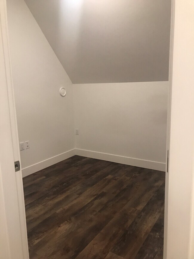 Photo du bâtiment - Gertie's House (1 Bedroom + Den)