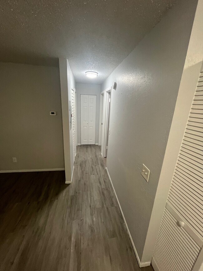 Foto del edificio - 6912 N 22nd St