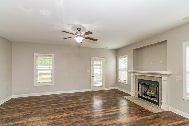 Building Photo - 837 Airedale Trail