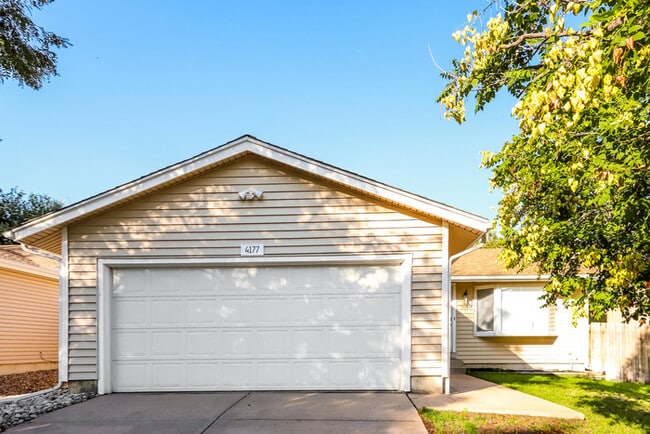 Building Photo - 4177 S Olathe Way