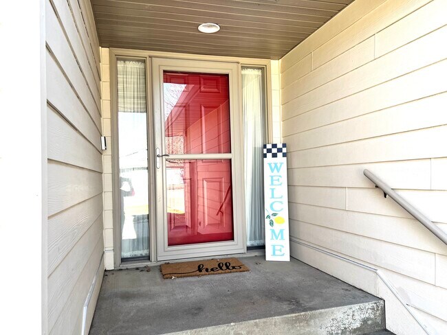 Foto del edificio - 5105 E Fernwood Dr