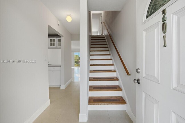 Foto del edificio - 301 NW 109th Ave