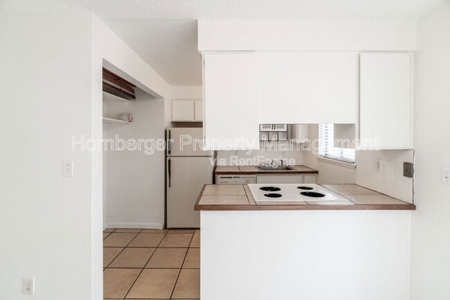 Building Photo - 1314 N Napa St