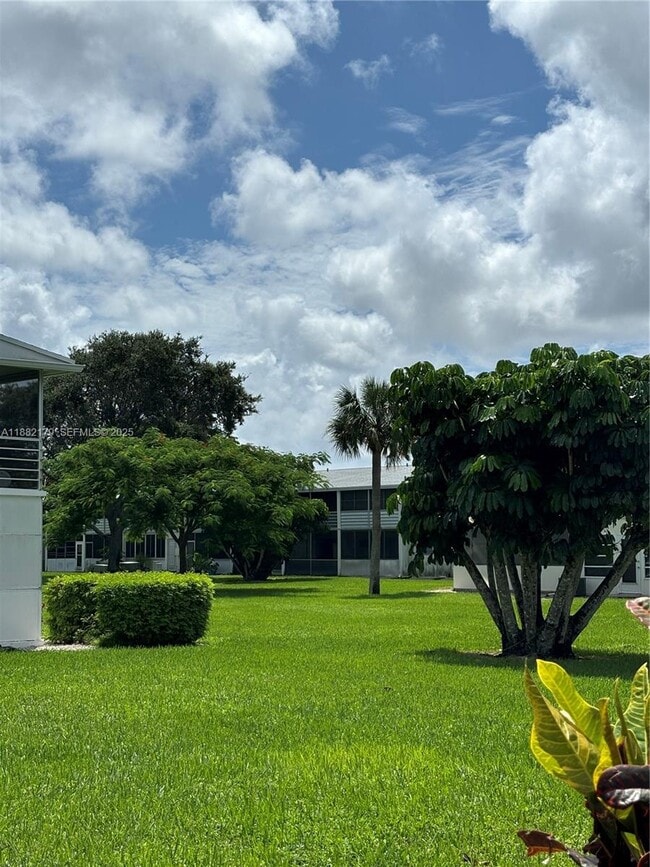 Building Photo - 272 Camden L