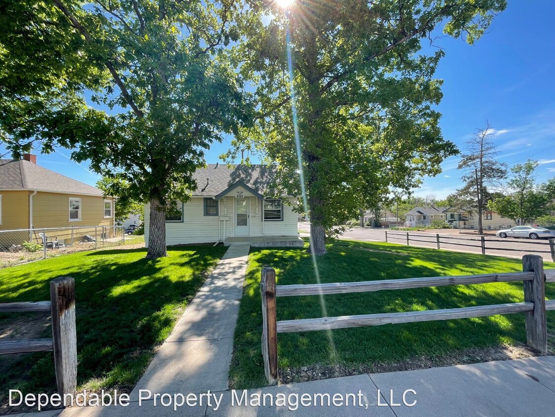 2044 10th Ave, Greeley, CO 80631 House Rental in Greeley, CO