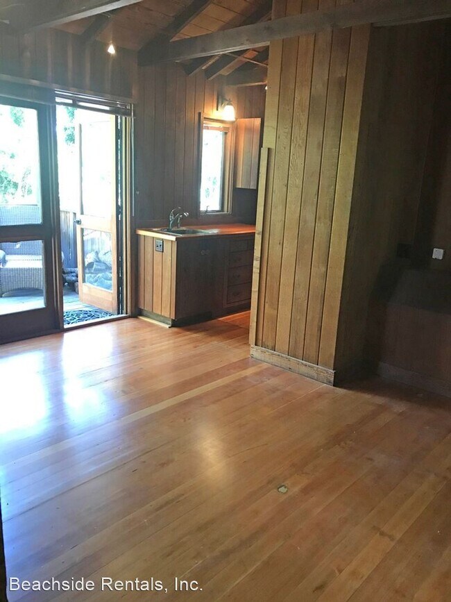 Building Photo - Studio, 1 bath House - 148 Birch