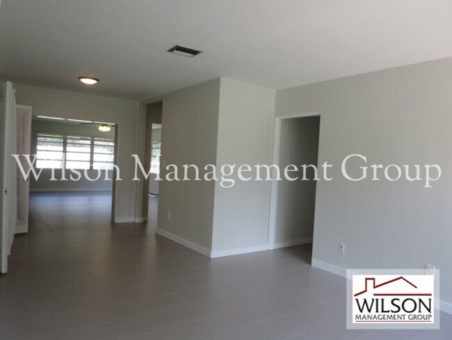 Foto del edificio - 4 br, 2 bath House - 2801 Parkland Drive