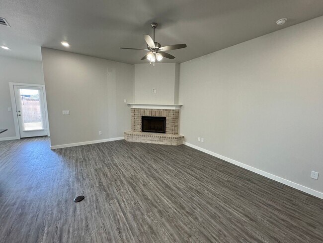 Foto del edificio - Stunning New Build 3/2/2 in Frenship Distr...