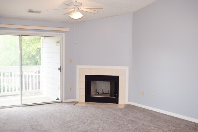 Building Photo - 8418 Glenwillow Ln