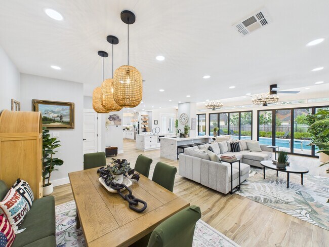 Foto del edificio - 5430 Havenwoods Dr