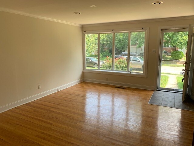 Foto del edificio - 5484 Quentin St