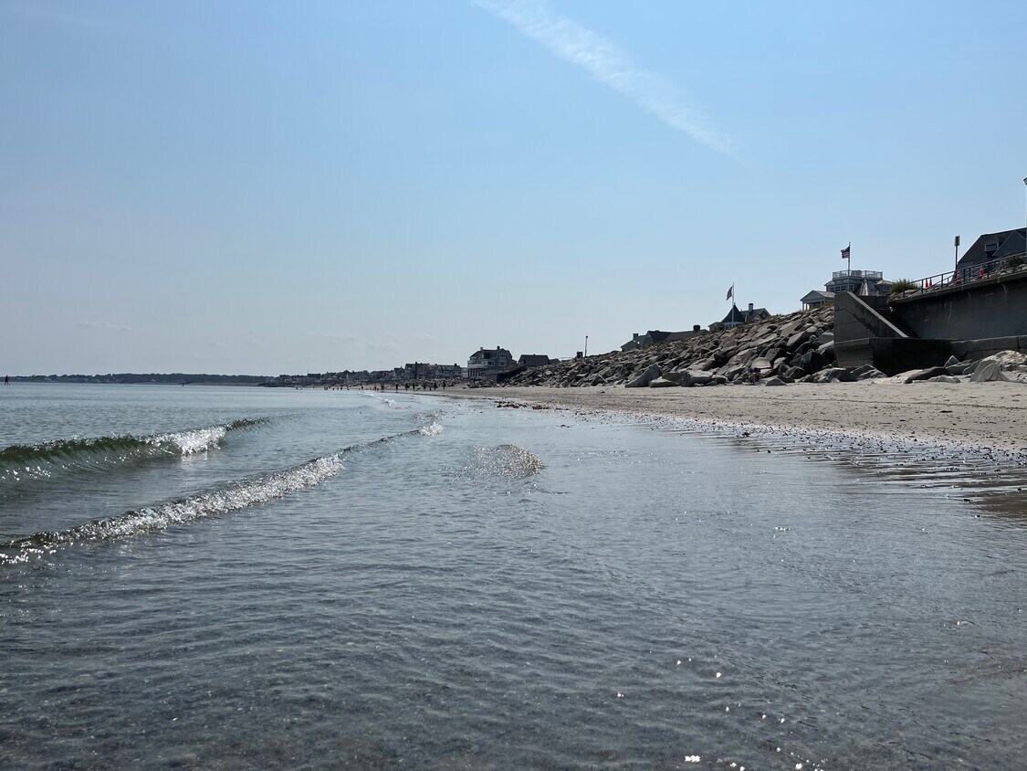 Primary Photo - 40 Rebecca Rd