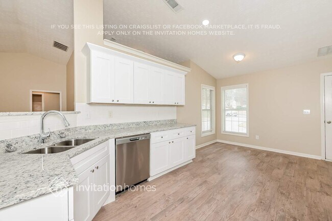 Building Photo - 2586 Fairmont Park Ct