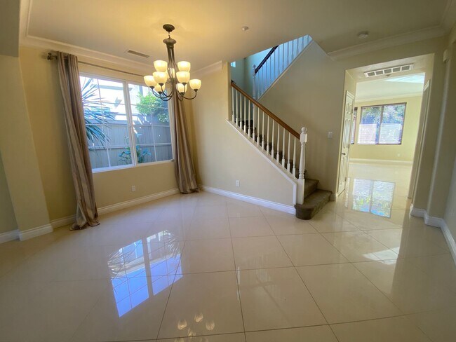 Foto del edificio - 2 story 4 Bedroom Home located in Amber Woods Community