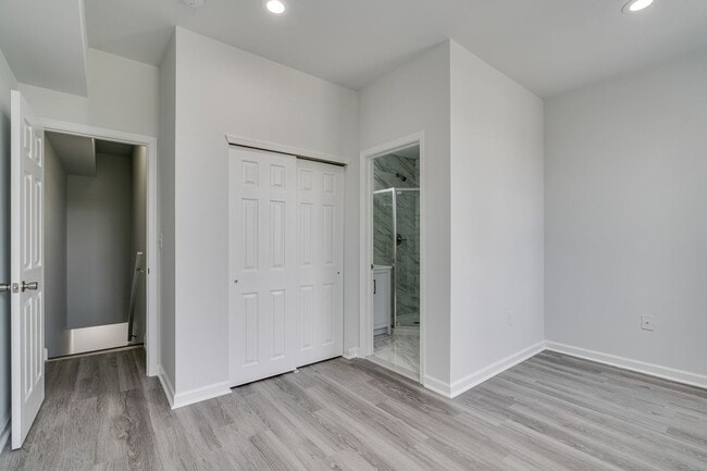 Foto del edificio - Brand New Luxury Temple Apartments