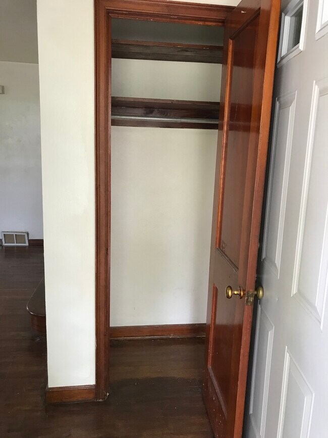 432 North Fourth Street, Tipp City, OH 45371 Townhome Rentals in Tipp