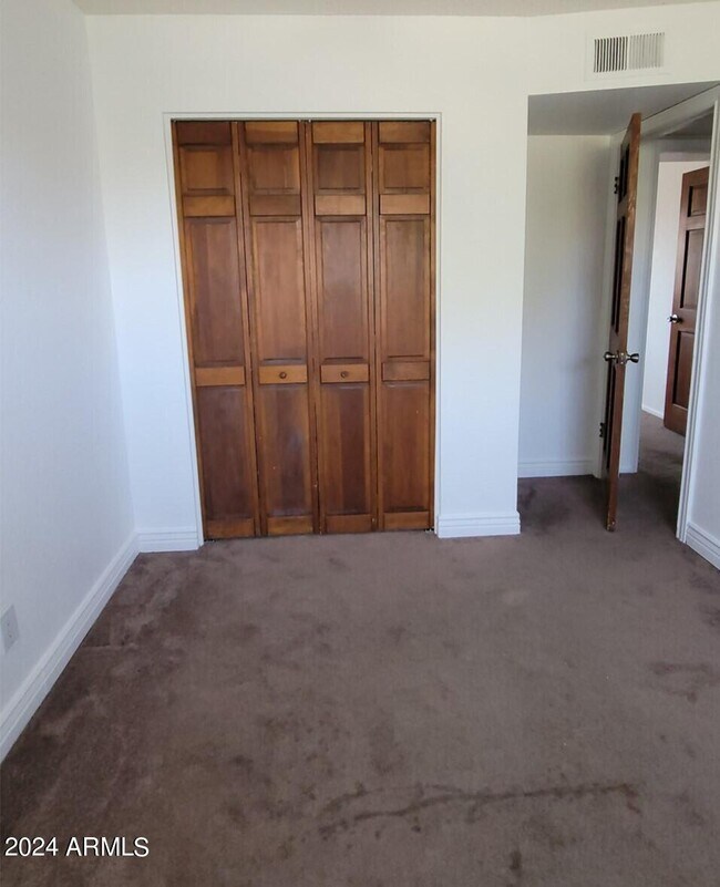 Foto del edificio - 1341 W Shannon St