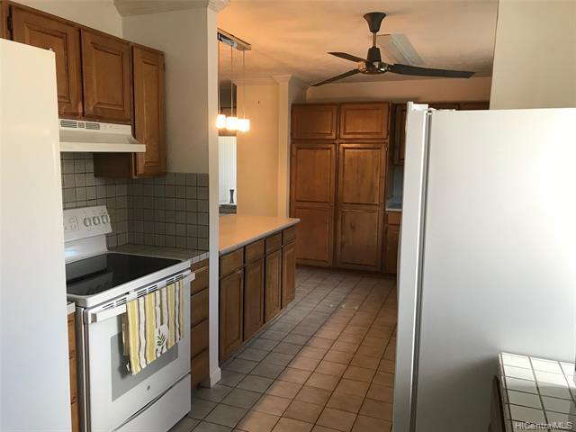 Primary Photo - 2124 Liliha St