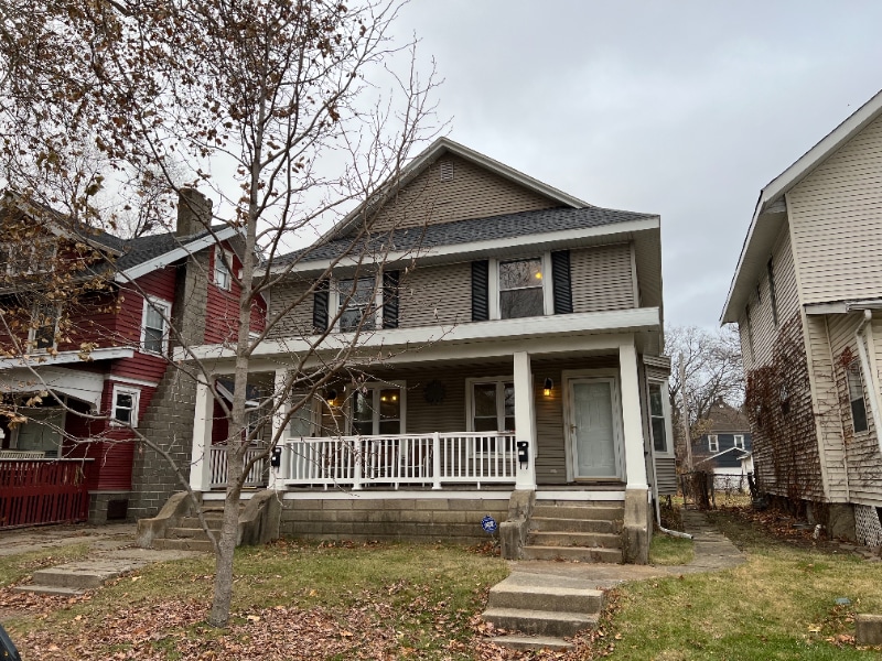 Foto principal - 1314 N Elmwood Ave