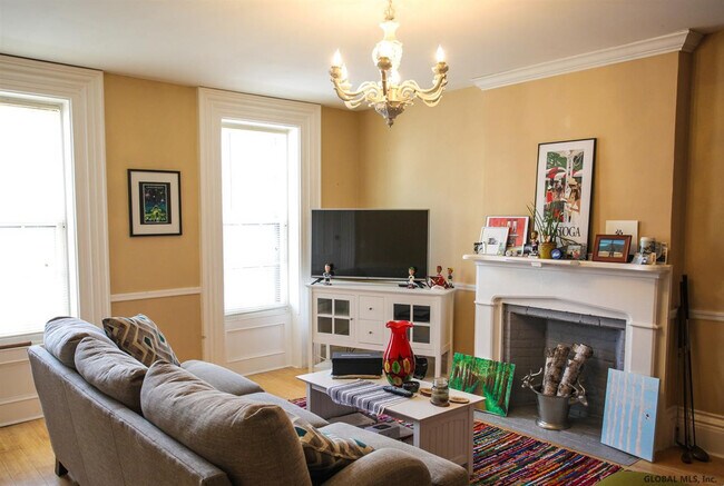 Foto del edificio - 69 Lawrence St