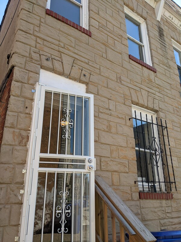Building Photo - 211 S Woodyear St