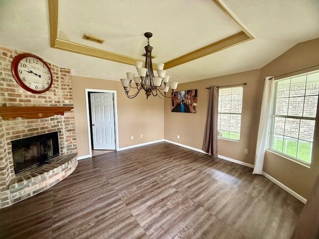 Foto del edificio - 4631 Inwood Dr
