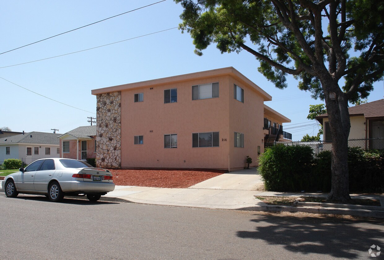 Primary Photo - 216 Del Mar Ave