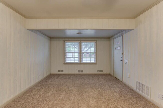 Building Photo - 3115 32nd St
