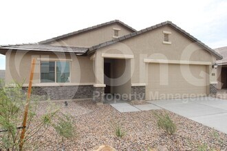 Building Photo - 1555 E Strople Dr