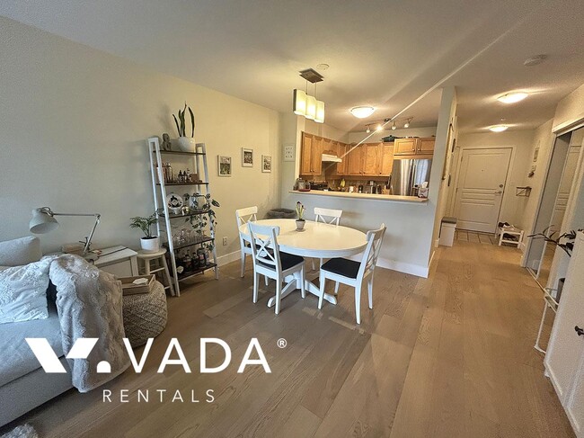 Building Photo - The Madison 2 Bed Apartment Rental 206-292...