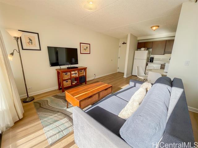 Building Photo - 2240 Kuhio Ave.