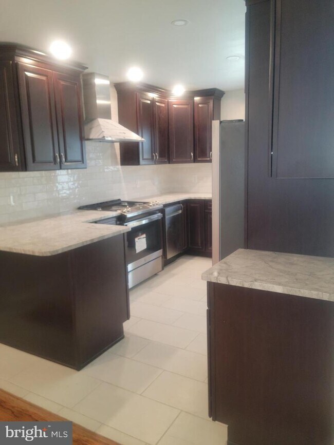 Foto del edificio - 2443 Cedar St