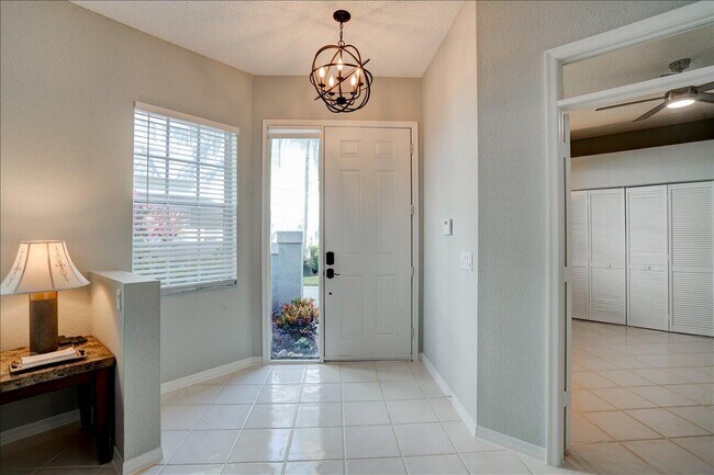 Building Photo - 10173 Andover Coach Cir