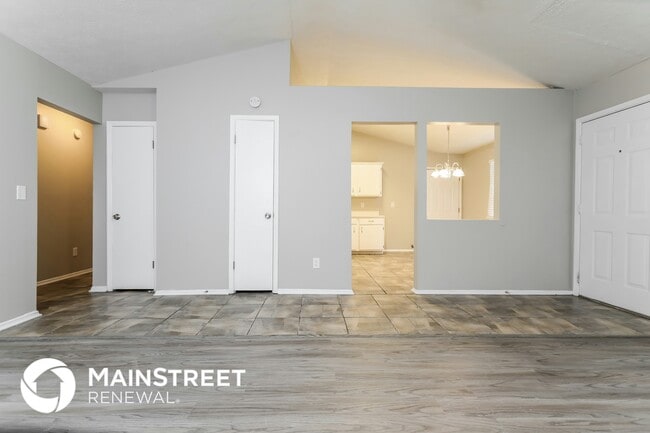 Building Photo - 689 Durham Crossing