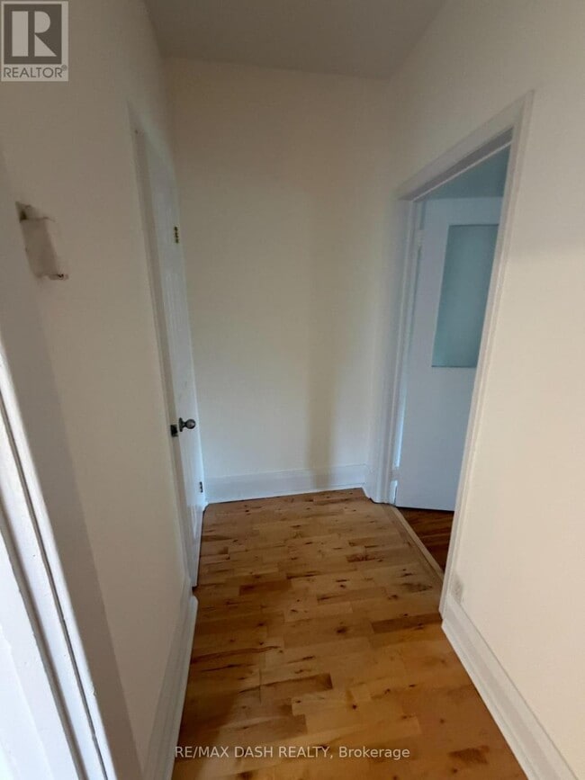 Building Photo - 54 Galley Ave