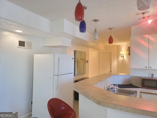 Foto del edificio - 1784 Stephens Pond View