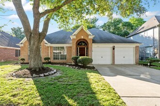 Building Photo - 5112 Carefree Dr